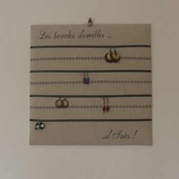 Tableau à boucles d'oreilles "Rose de Noël"