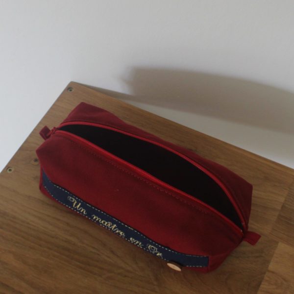 Trousse bordeaux et bleu marine – Image 2