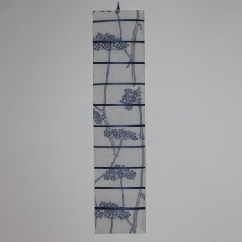 Tableau à boucles d’oreilles "Hortensia"