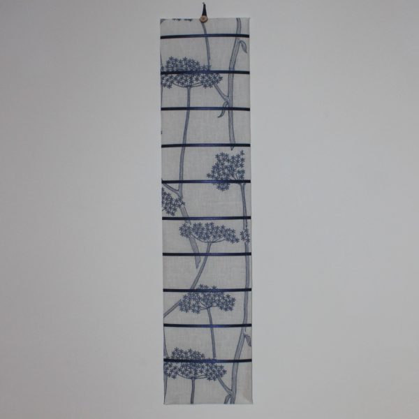 Tableau à boucles d’oreilles "Hortensia"