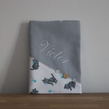 Protège carnet de santé "Trois petits chats"