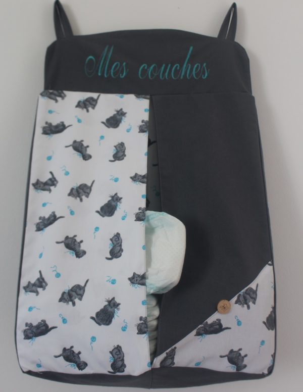 Porte couches mural "Trois petits chats"