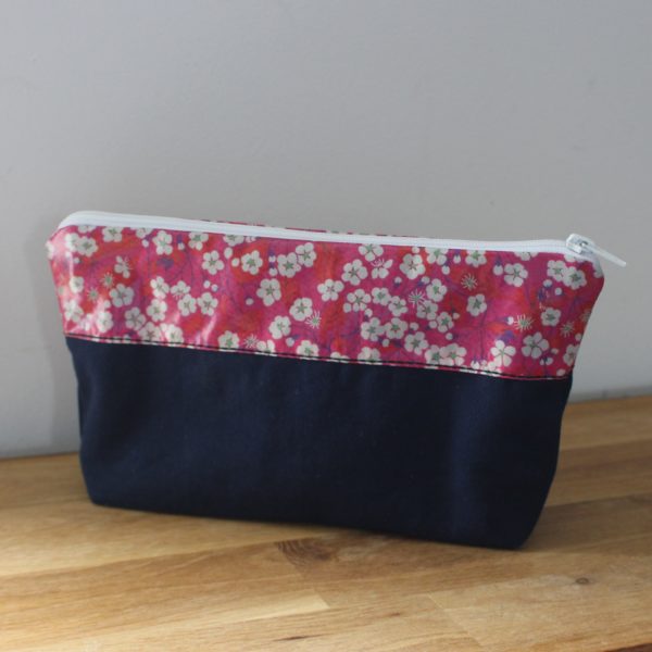 Trousse à maquillage “J’ai descendu dans mon jardin” – Image 5