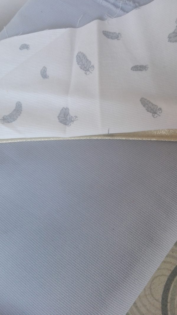 Tableau à barrettes "Plumes et or"  avec pochettes de rangement